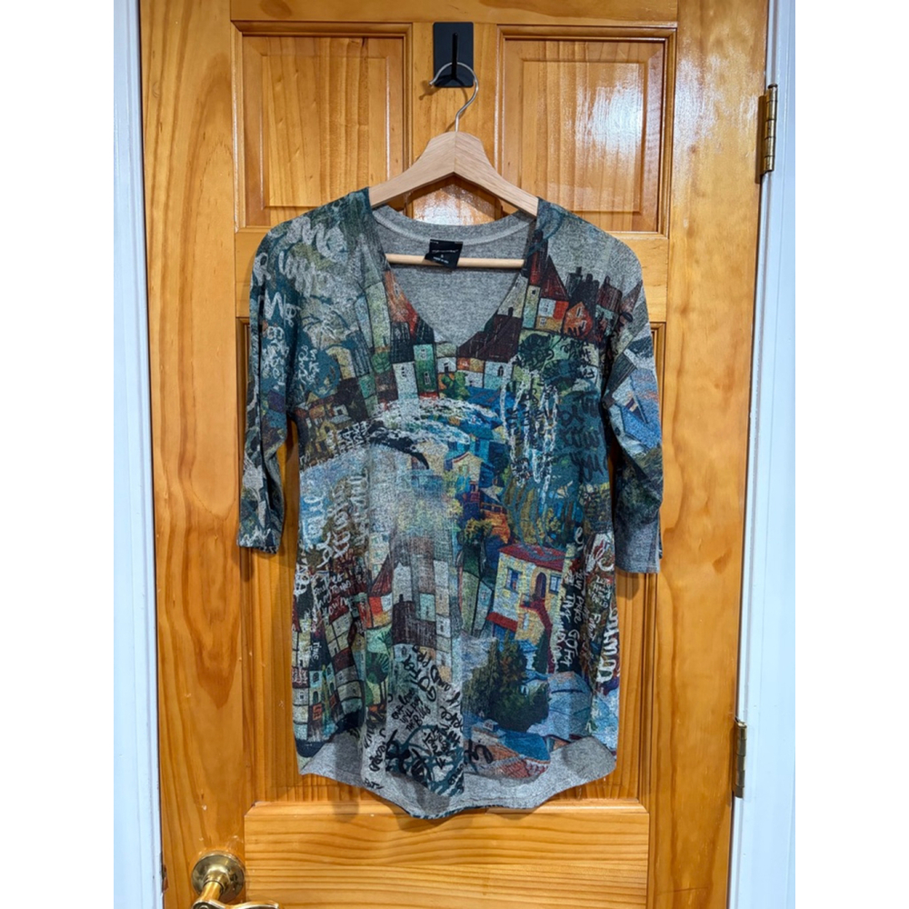 Inoah Artist Print Tunic Top Sz S Made in USA Boho Artsy Graphic Travel Scene